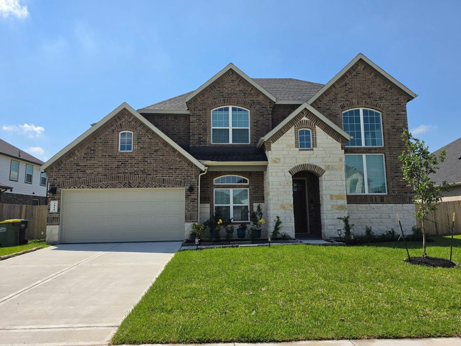 Property photo for 3331 Summercrisp Hollow Lane, Pearland, TX