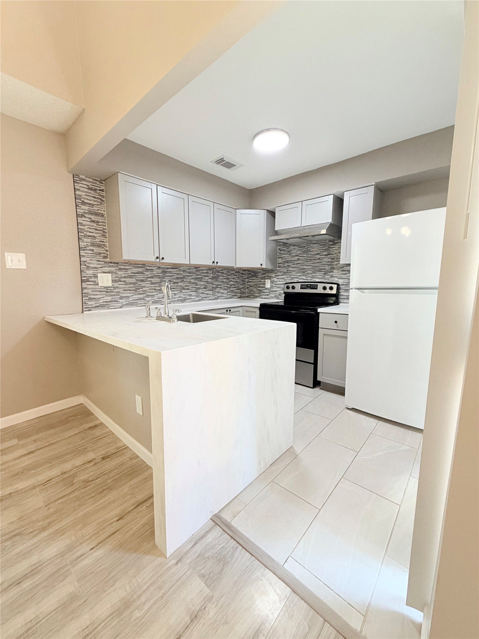 12955 Wirevine Lane, Houston, TX 77072 12955 Wirevine Lane, Houston, TX 77072