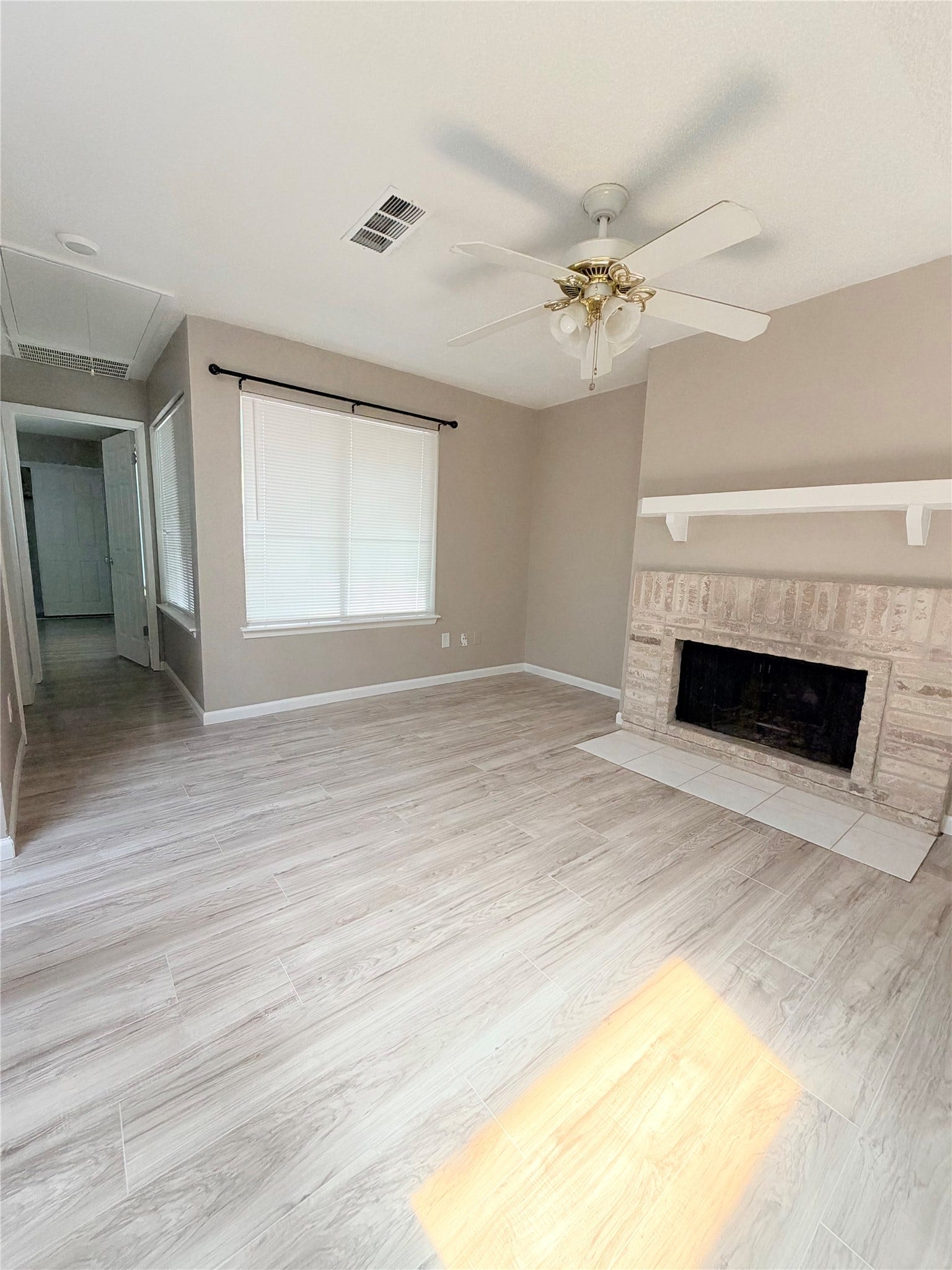 12955 Wirevine Lane, Houston, TX 77072 12955 Wirevine Lane, Houston, TX 77072