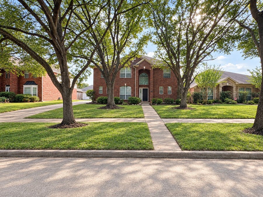 Property photo for 4918 Cedar Spring Drive, Missouri City, TX