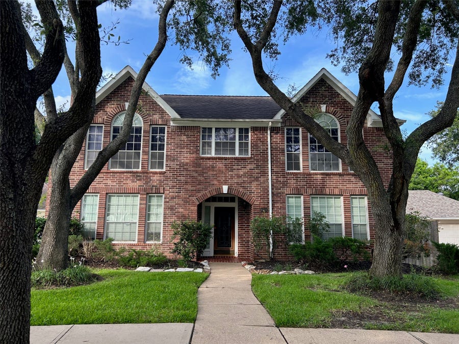 Property photo for 4222 Willow Bank Drive, Sugar Land, TX