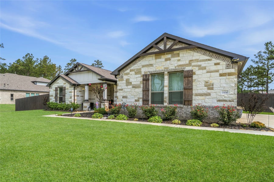 Property photo for 13447 Maverick Trail Road, Conroe, TX