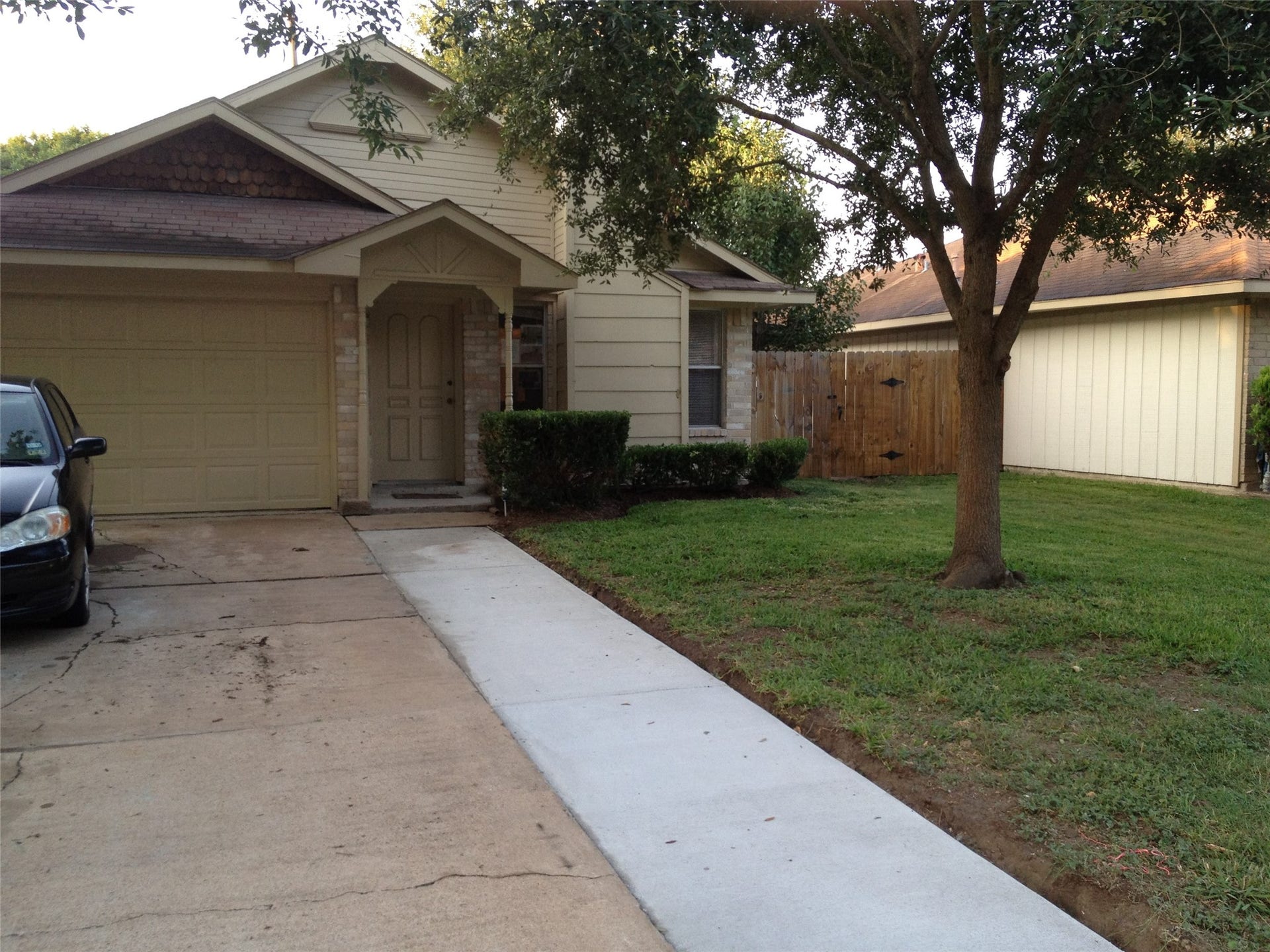 16210 Barbarossa Drive, Houston, TX 77083 16210 Barbarossa Drive, Houston, TX 77083