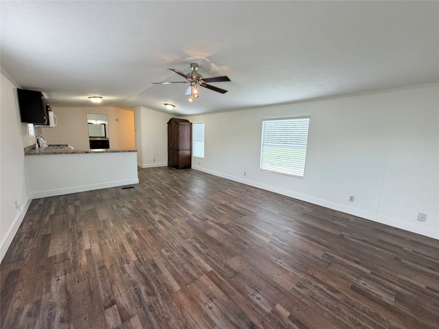 Property photo for 5323 N Redell Road, Baytown, TX