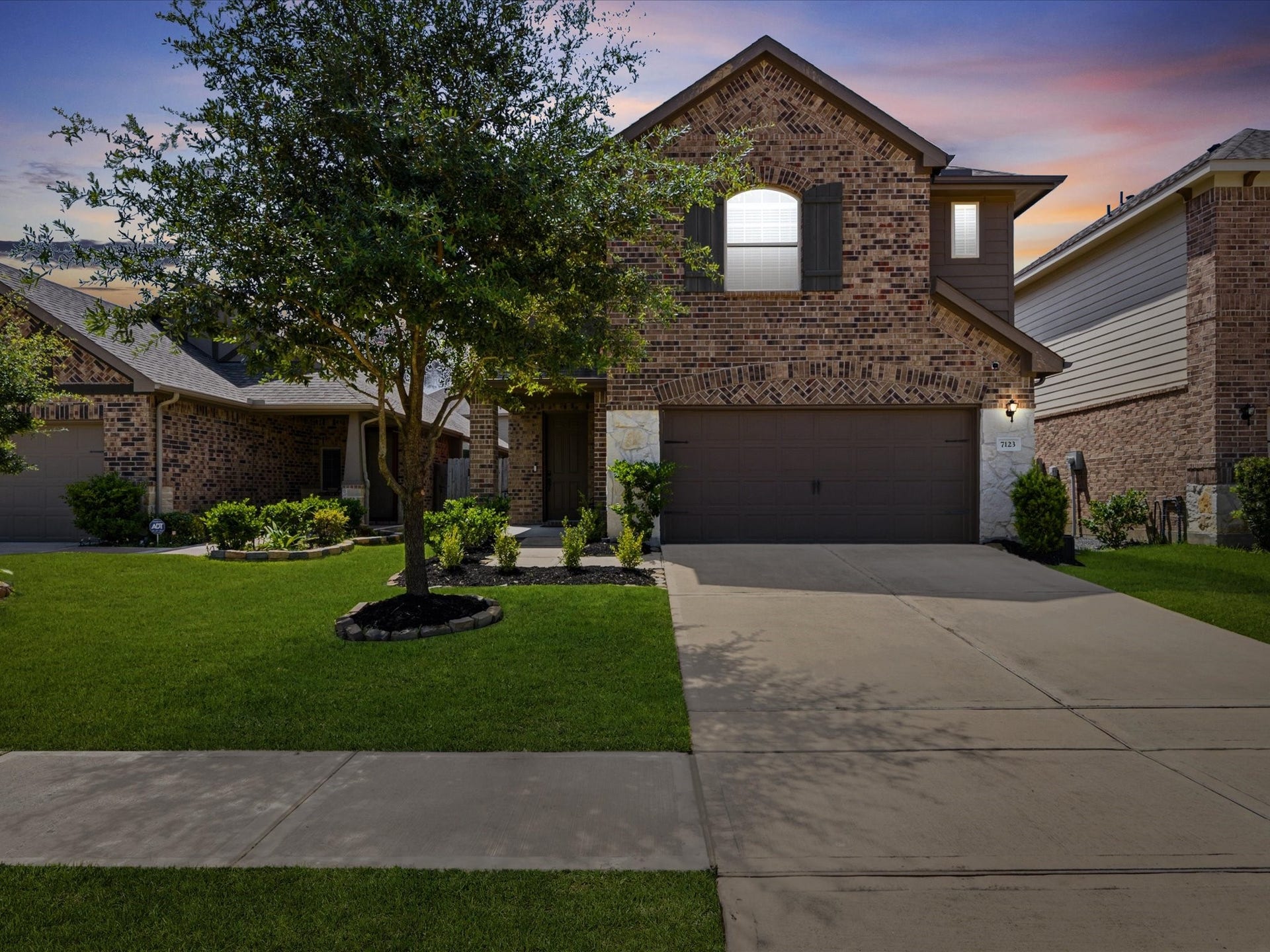 Welcome to a home designed with everyday living in mind, from its flexible floor plan and inviting gathering spaces to its spacious backyard and convenient location.
