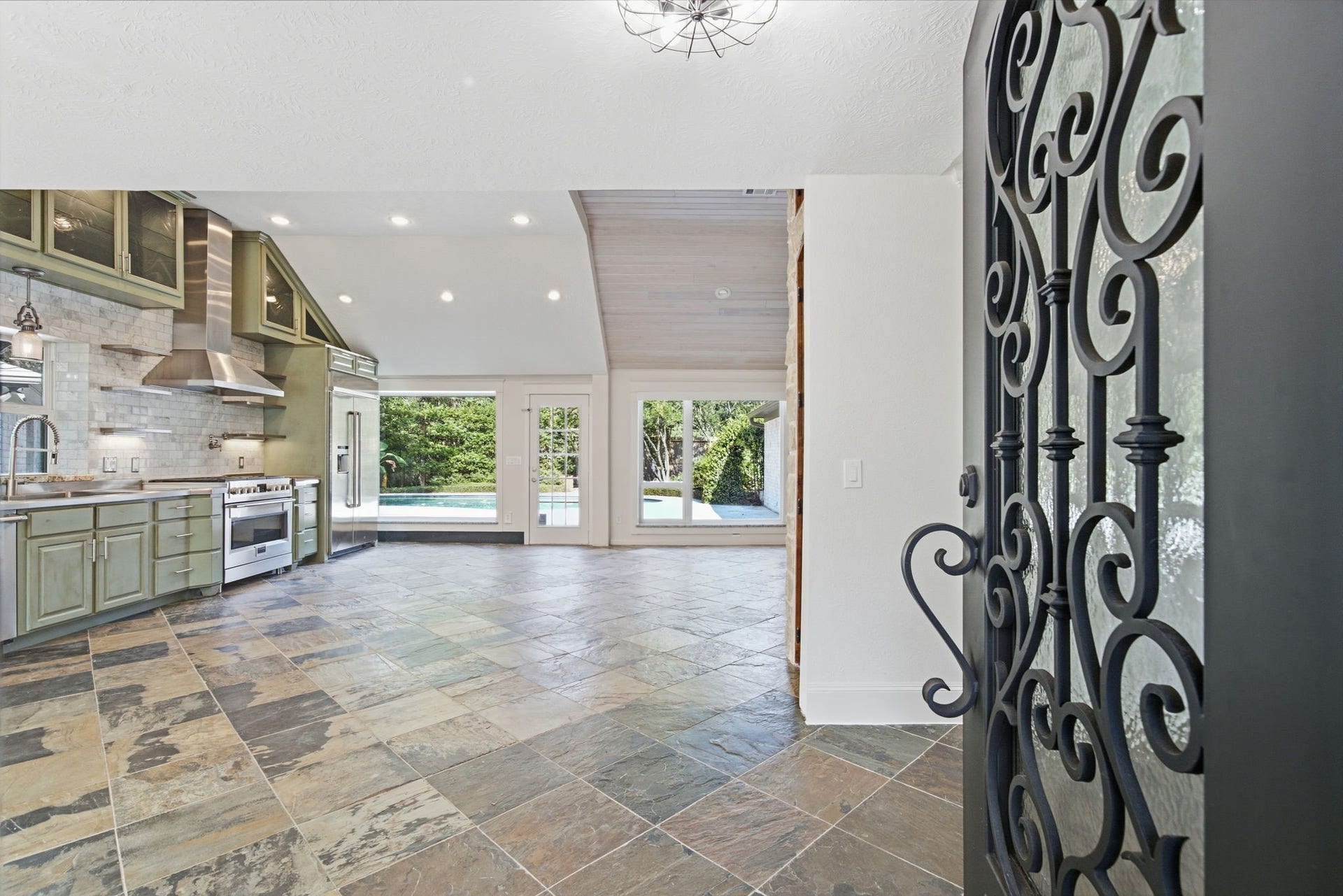 190 VELVET LEAF PLACE, The Woodlands, TX 77380