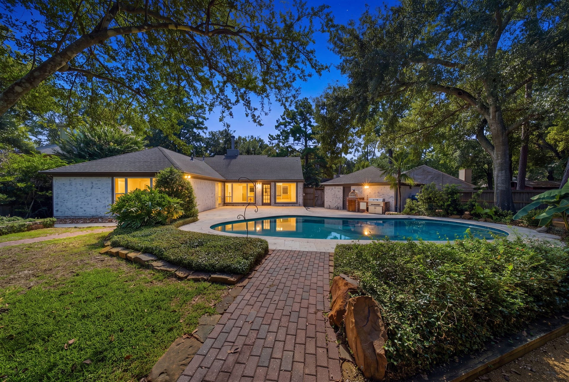 190 VELVET LEAF PLACE, The Woodlands, TX 77380