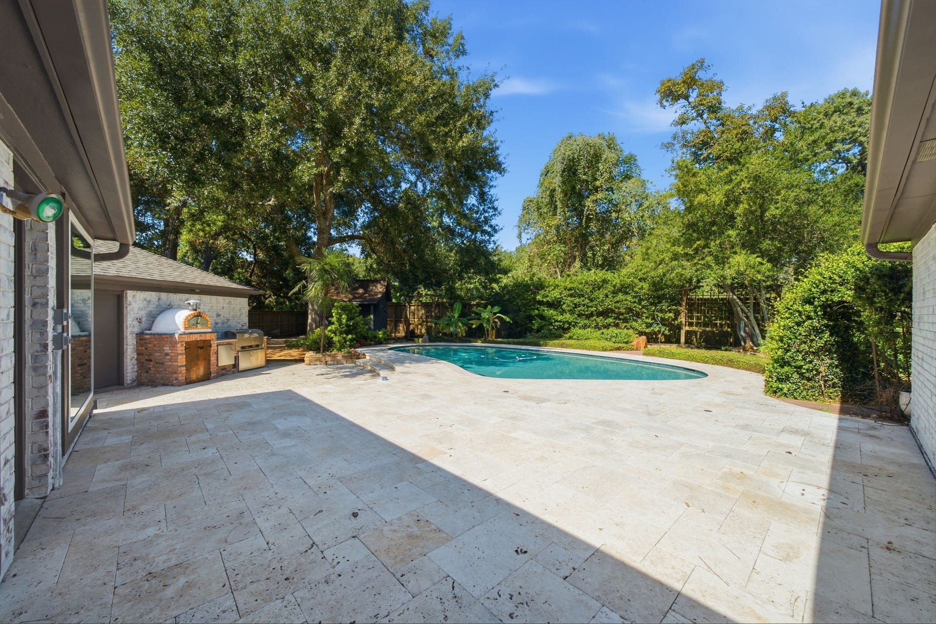 190 VELVET LEAF PLACE, The Woodlands, TX 77380