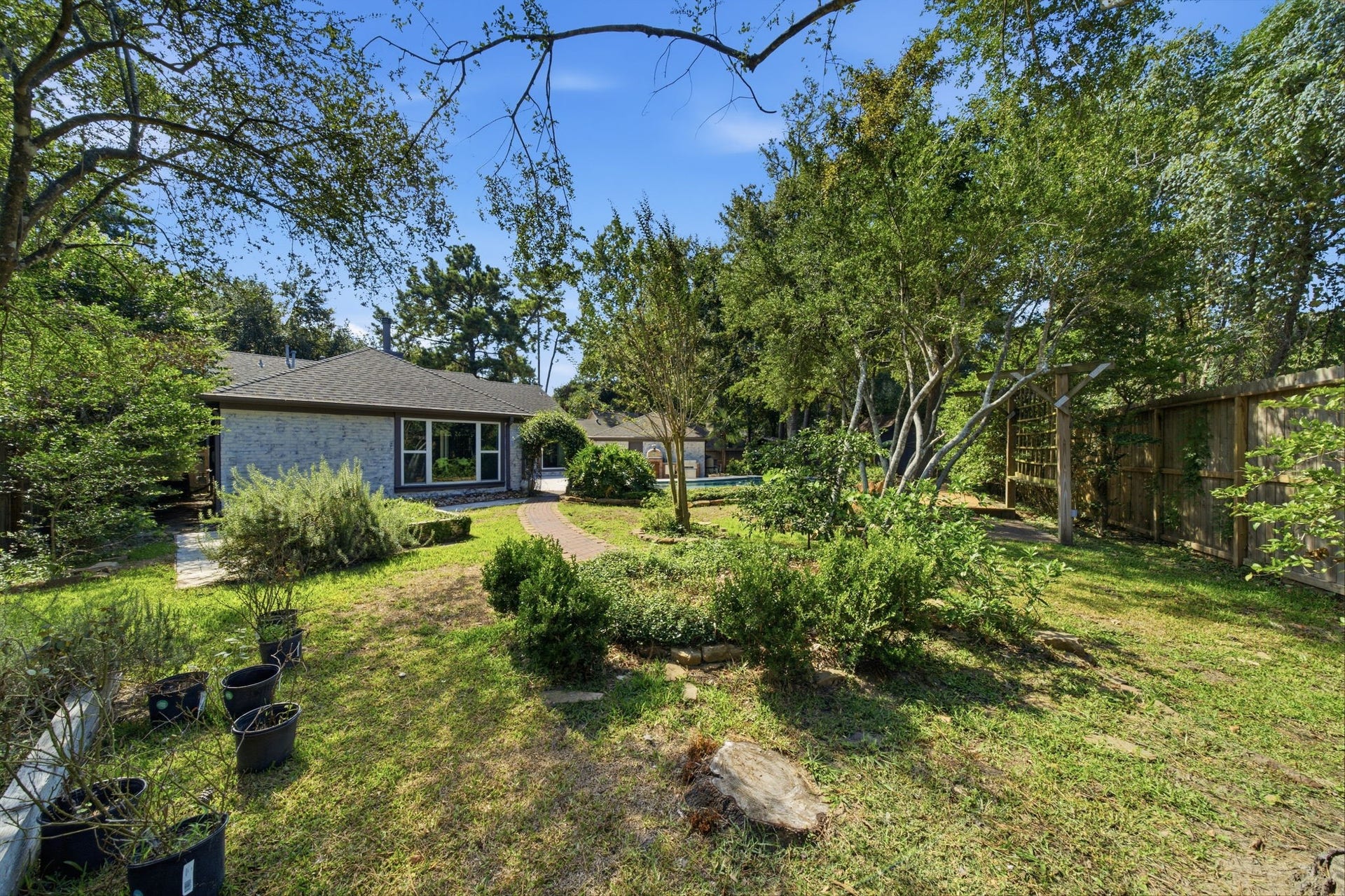 190 VELVET LEAF PLACE, The Woodlands, TX 77380