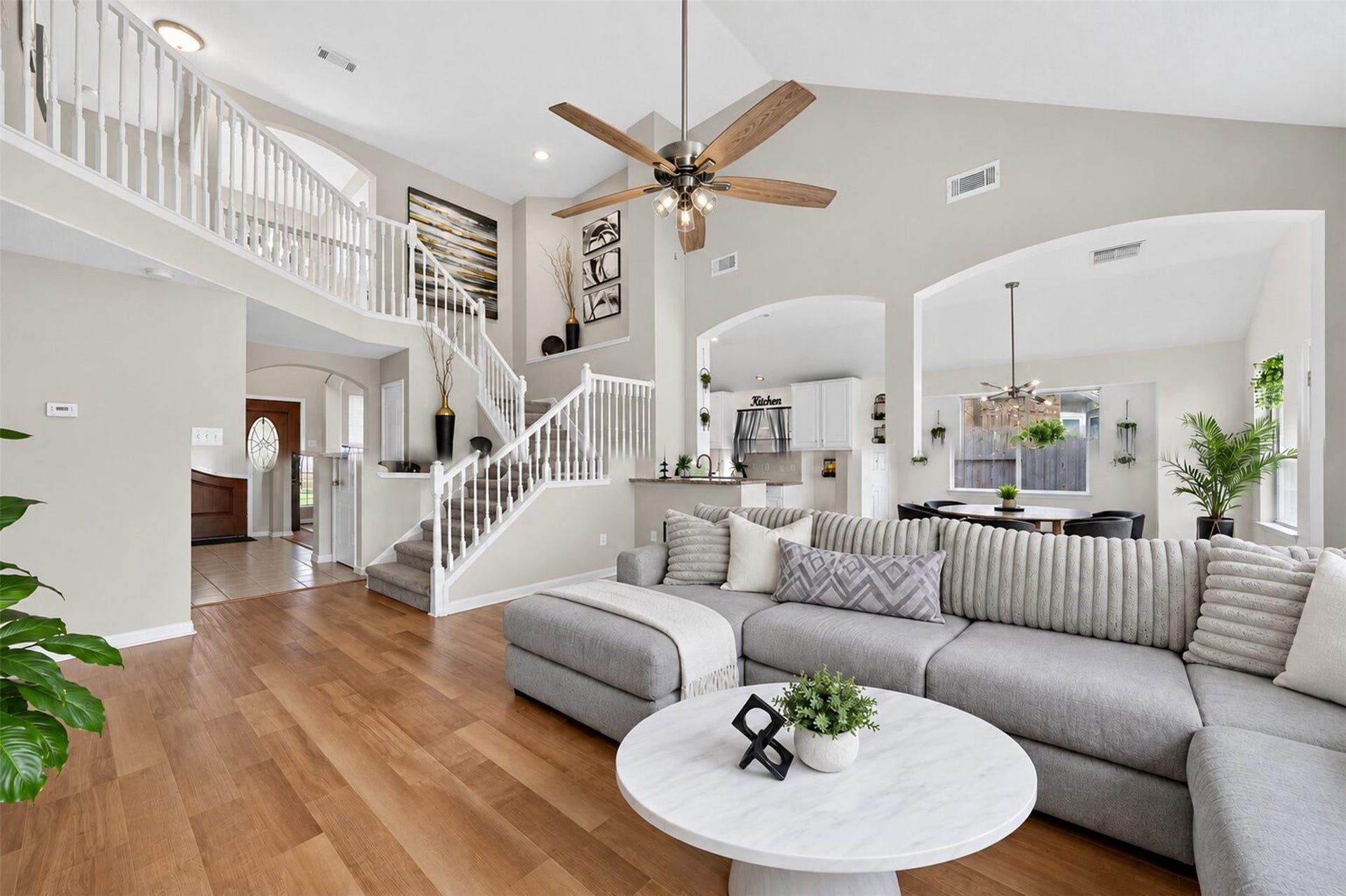 11235 Stoney Meadow Drive, Houston, TX 77095 Large family room with high ceilings.