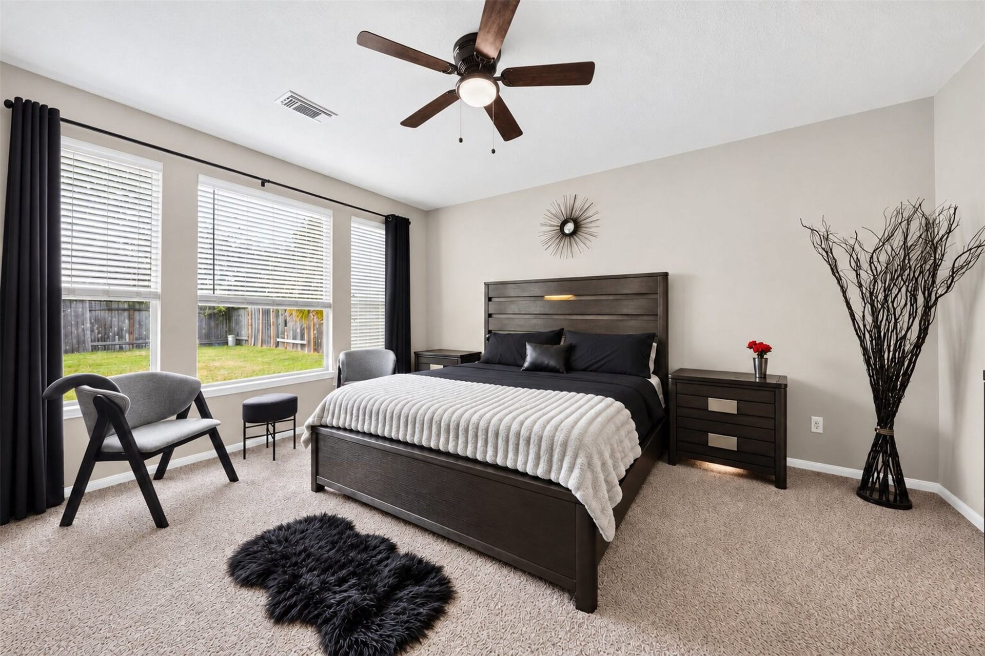 11235 Stoney Meadow Drive, Houston, TX 77095 Extra large primary suite with ample natural lighting.