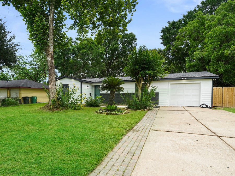Property photo for 5203 Brookmeade Drive, Houston, TX