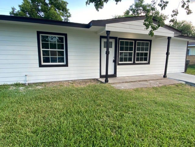 Property photo for 5258 Burma Road, Houston, TX