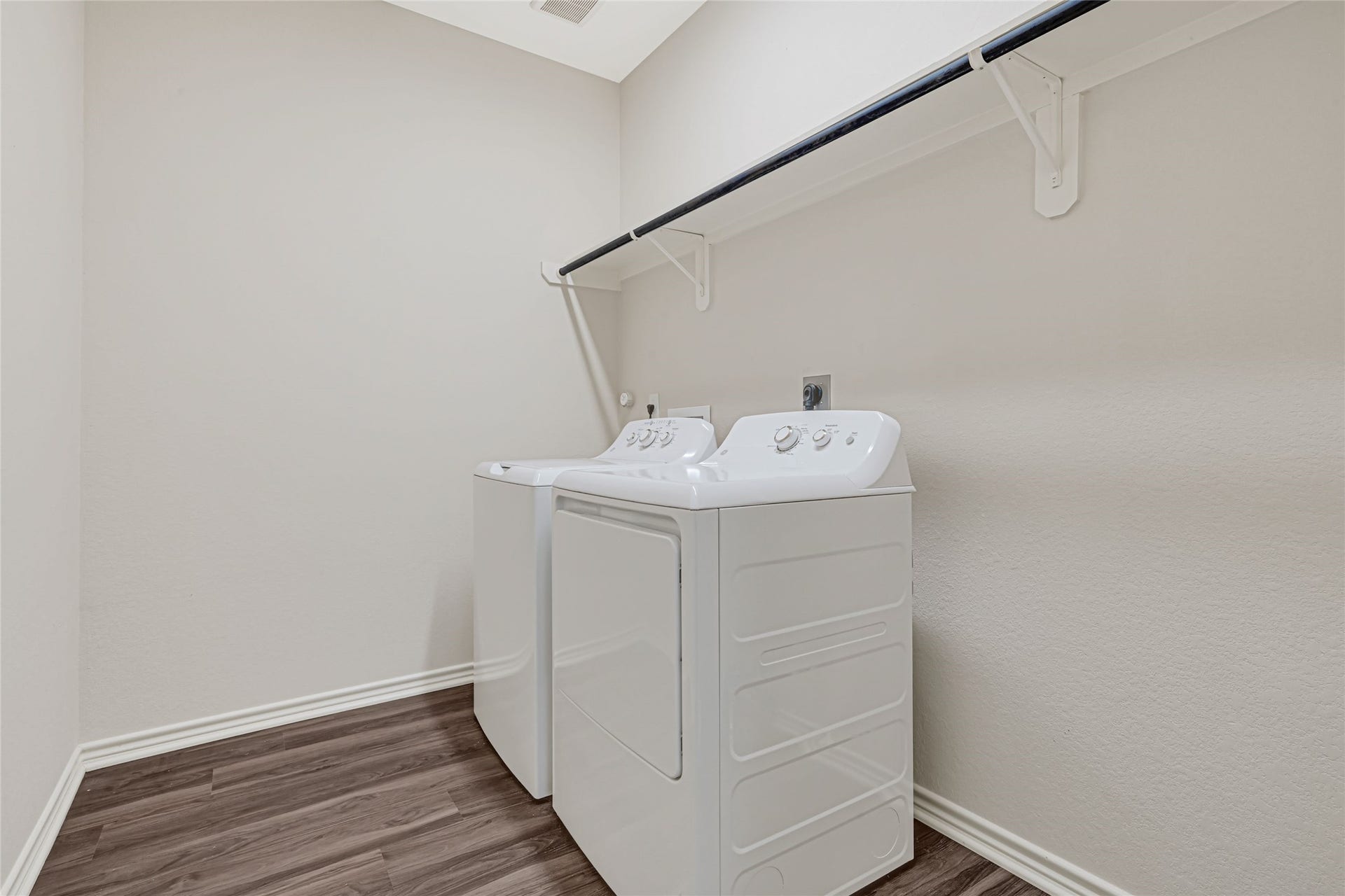 7622 Touchstone Street, Houston, TX 77028 7622 Touchstone Street, Houston, TX 77028