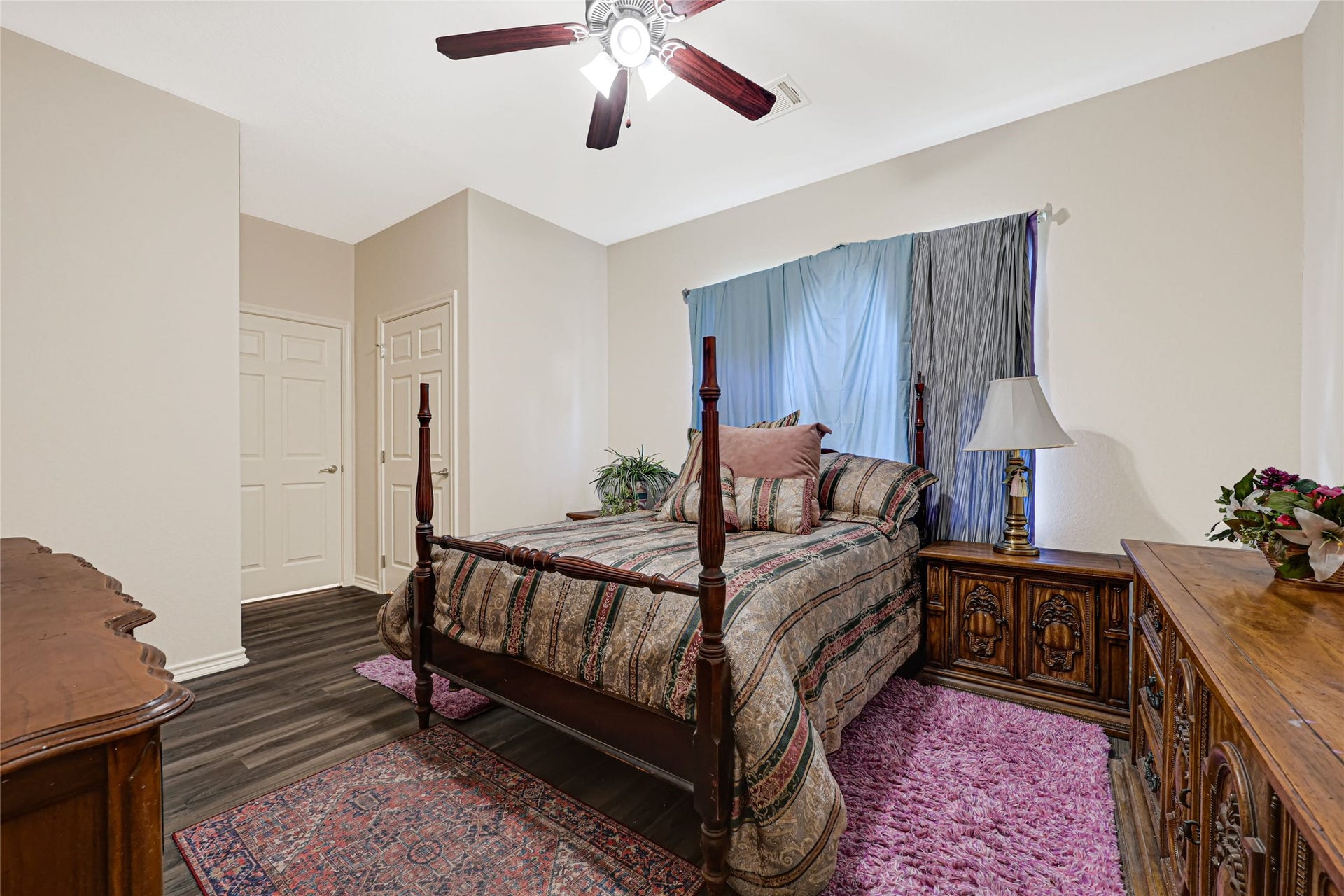 7622 Touchstone Street, Houston, TX 77028 7622 Touchstone Street, Houston, TX 77028