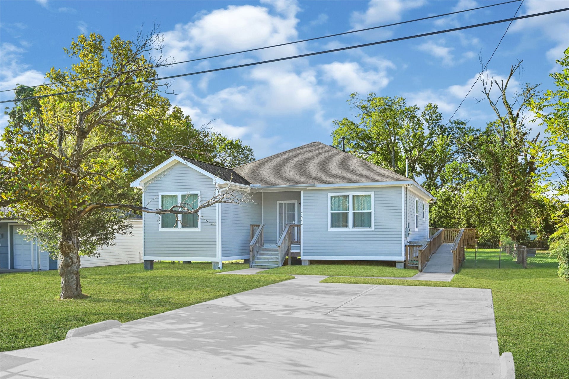 7622 Touchstone Street, Houston, TX 77028 7622 Touchstone Street, Houston, TX 77028