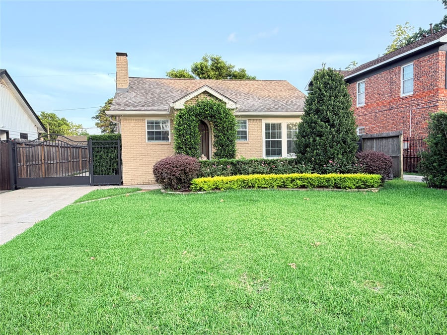 Property photo for 8234 Bonner Drive, Houston, TX