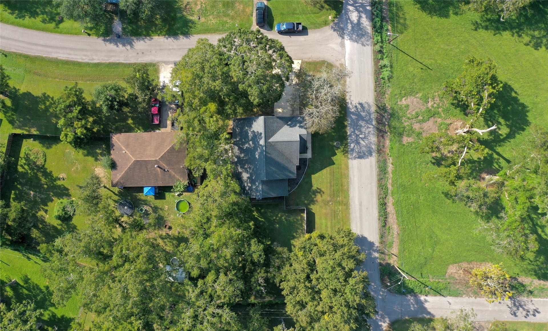 502 Tall Timber Drive, West Columbia, TX 77486