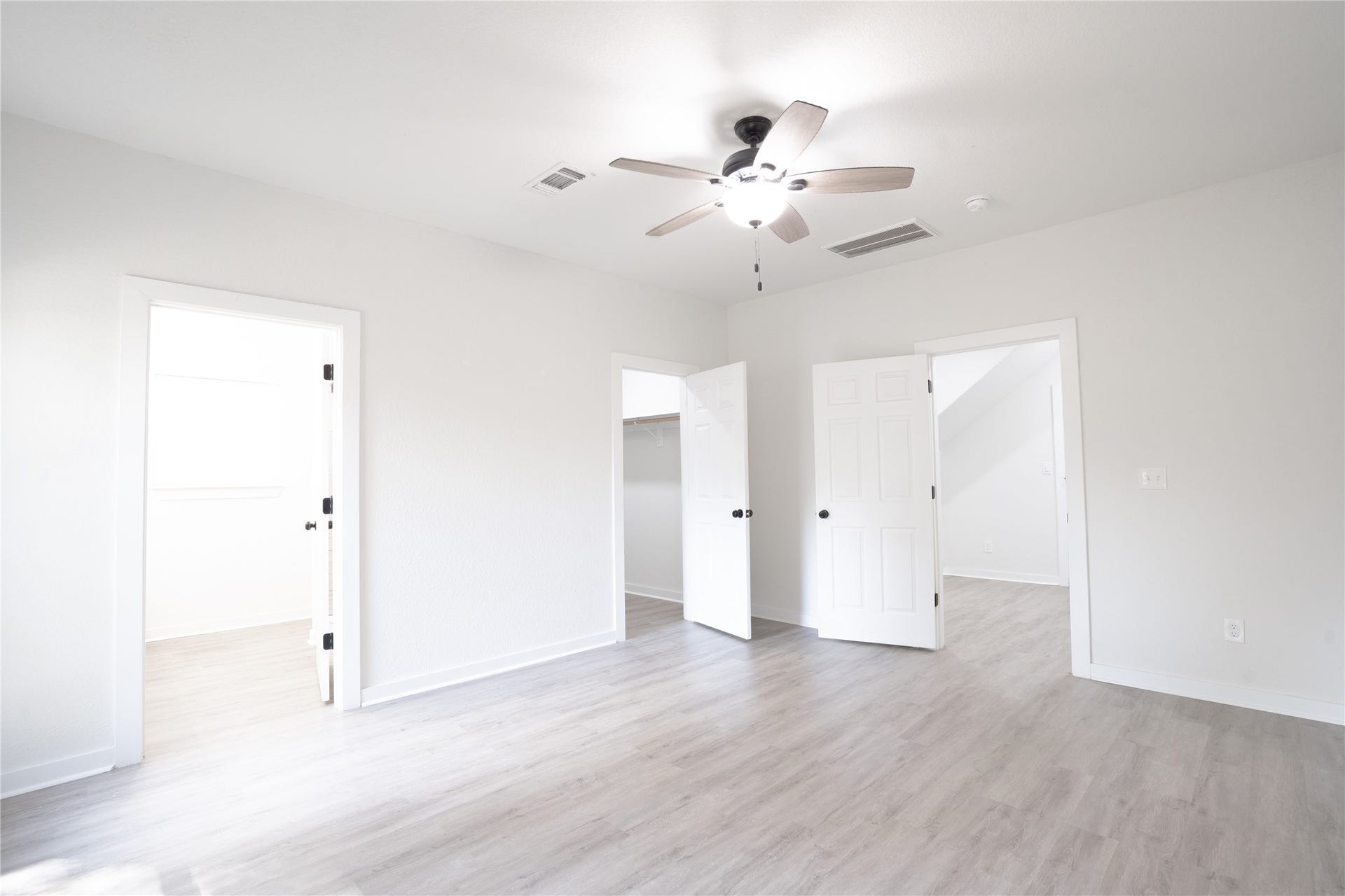 502 Tall Timber Drive, West Columbia, TX 77486