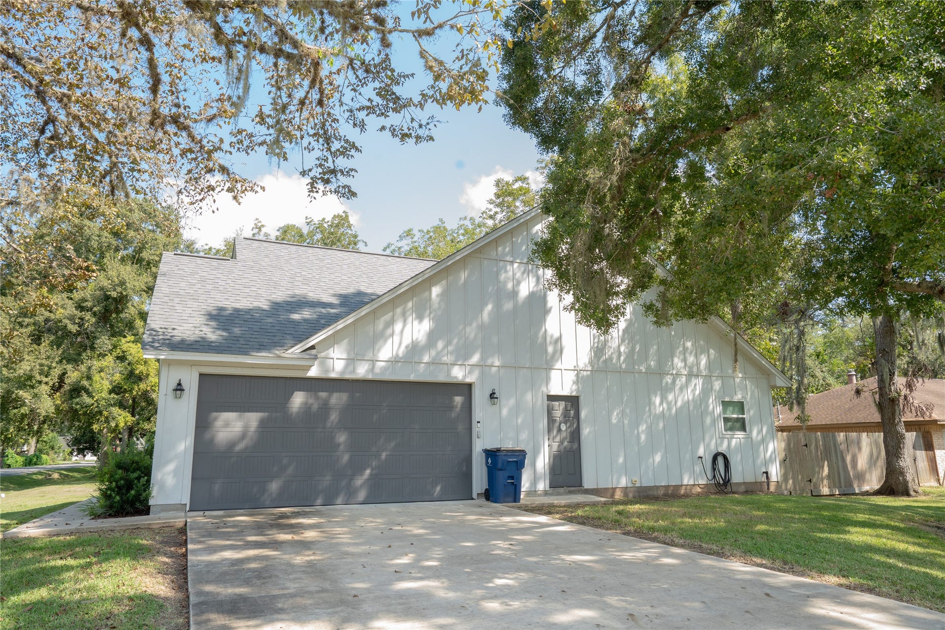 502 Tall Timber Drive, West Columbia, TX 77486
