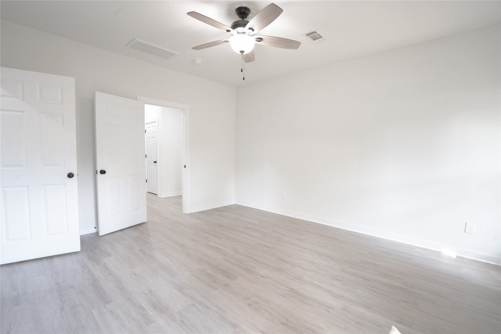 502 Tall Timber Drive, West Columbia, TX 77486