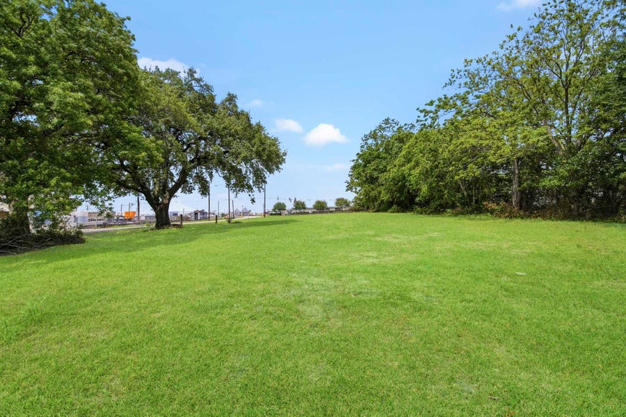 Property photo for 9400 Randolph Street, Houston, TX