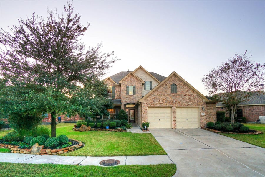 Property photo for 8303 Kerrington Glen Drive, Cypress, TX