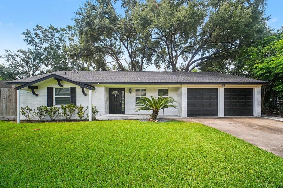 Property photo for 9323 Meadowbriar Lane, Houston, TX