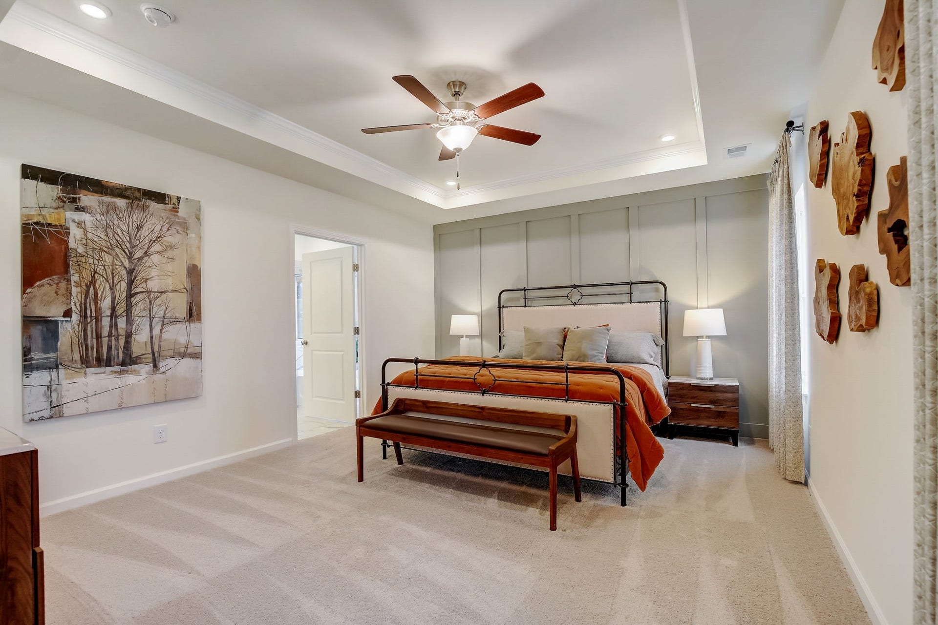 6203 Royal Palm Drive, Manvel, TX 77578 The Palmer- First Floor Primary Suite. The sample image is a staged model, to be used for illustrative purposes only. Upgrades, options, and colors will vary.