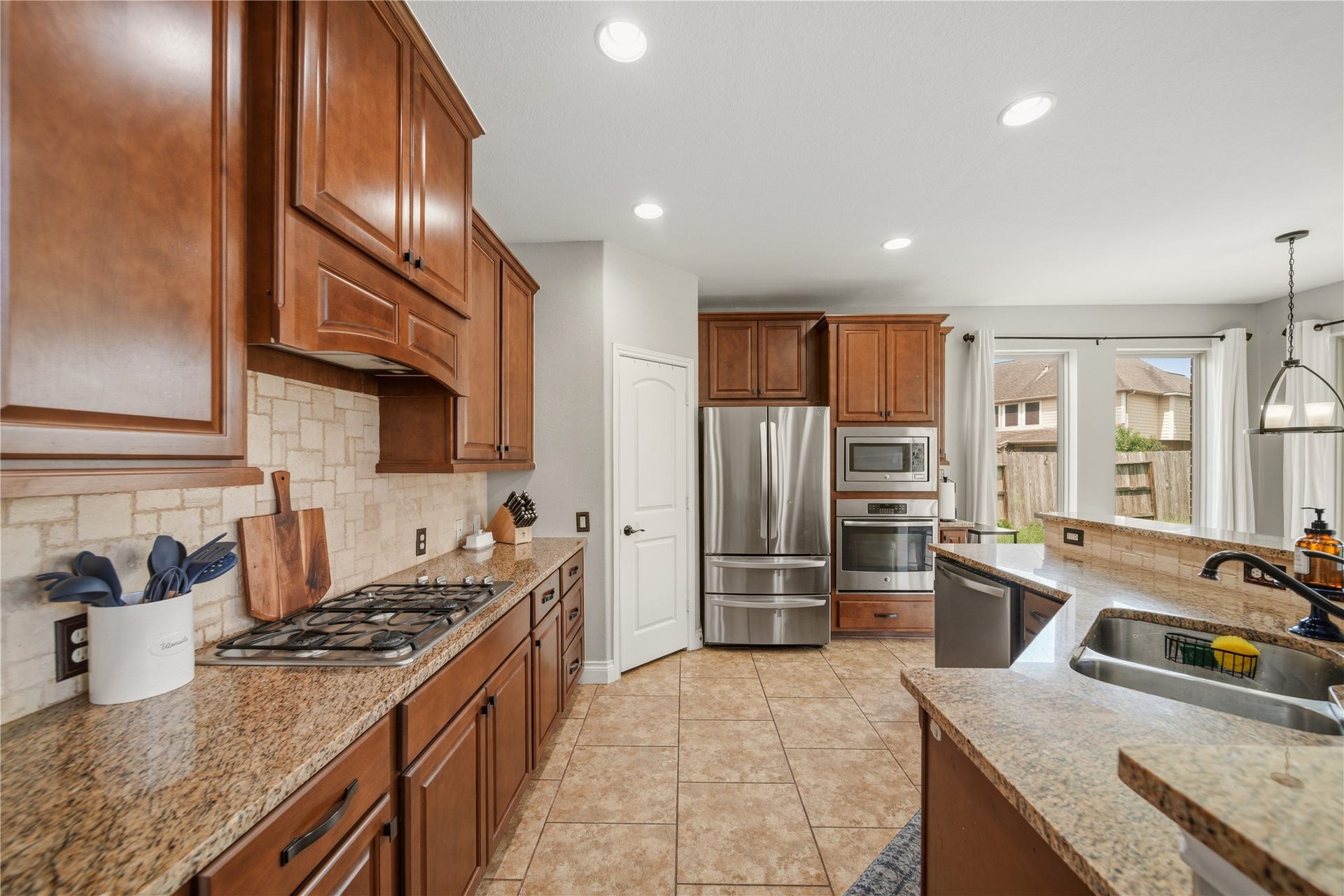 13711 Cutler Springs Court, Pearland, TX 77584 13711 Cutler Springs Court, Pearland, TX 77584
