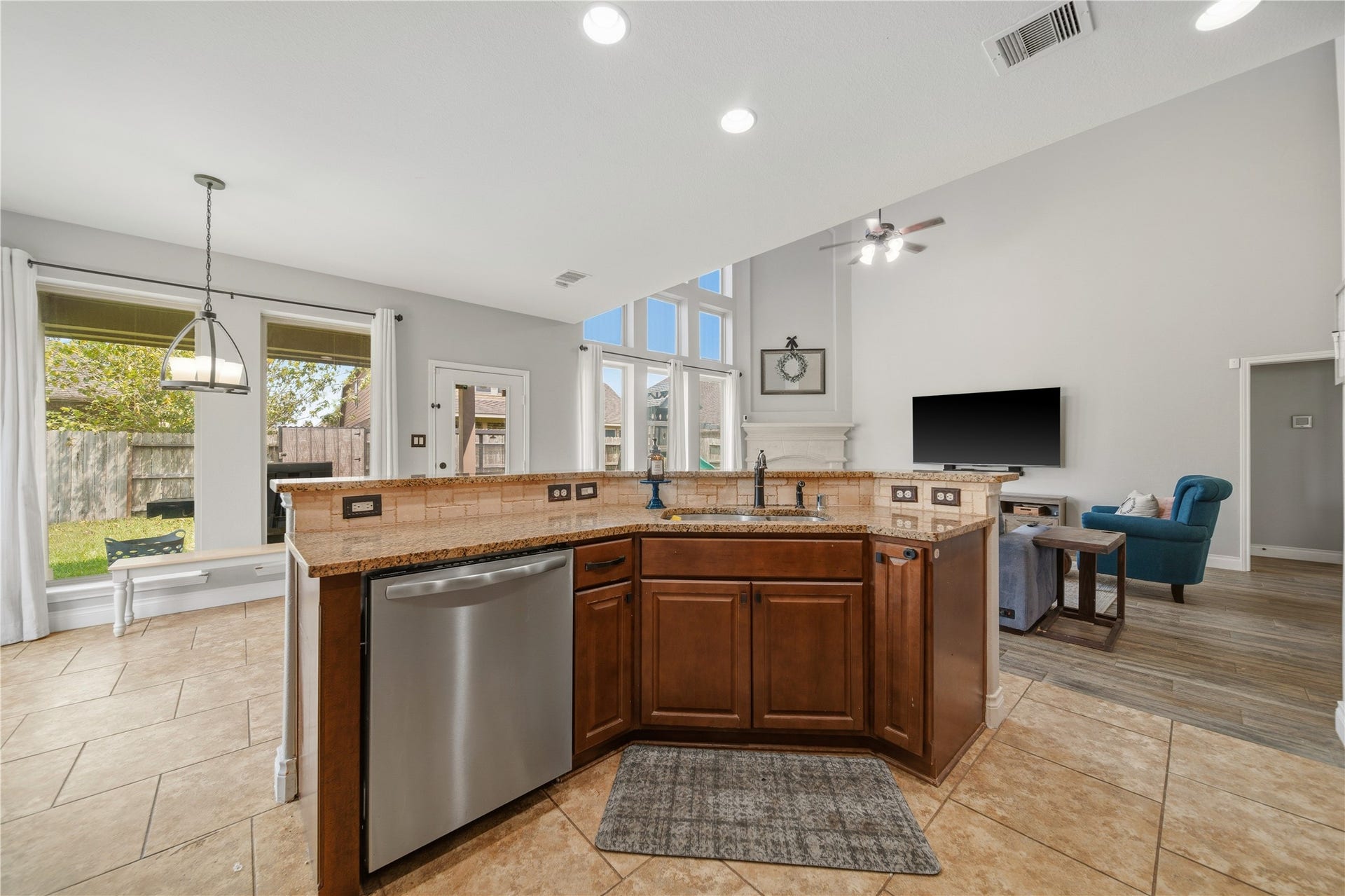 13711 Cutler Springs Court, Pearland, TX 77584 13711 Cutler Springs Court, Pearland, TX 77584
