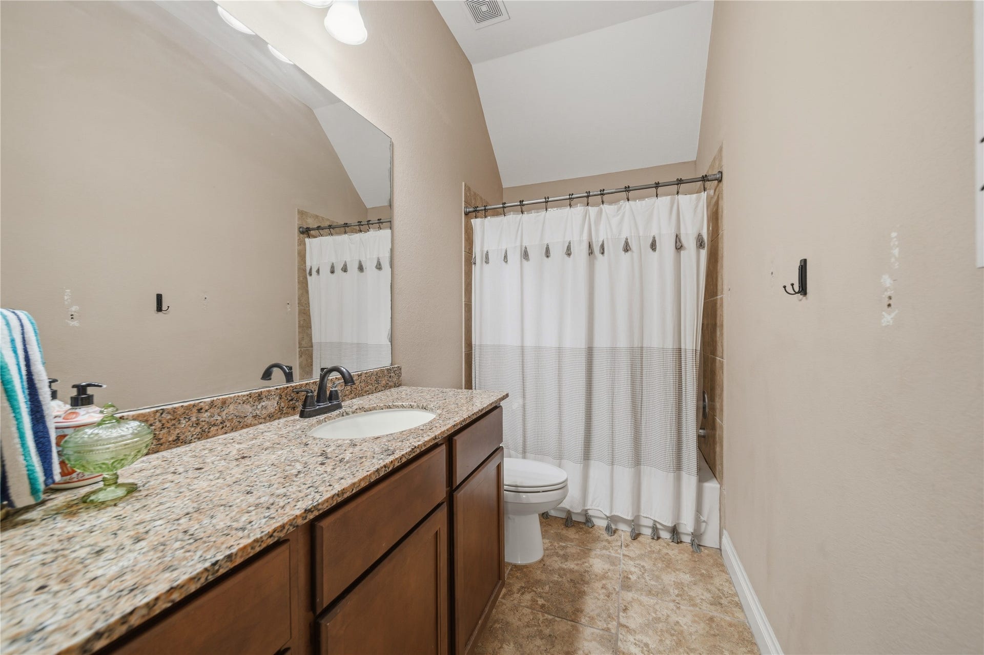13711 Cutler Springs Court, Pearland, TX 77584 13711 Cutler Springs Court, Pearland, TX 77584