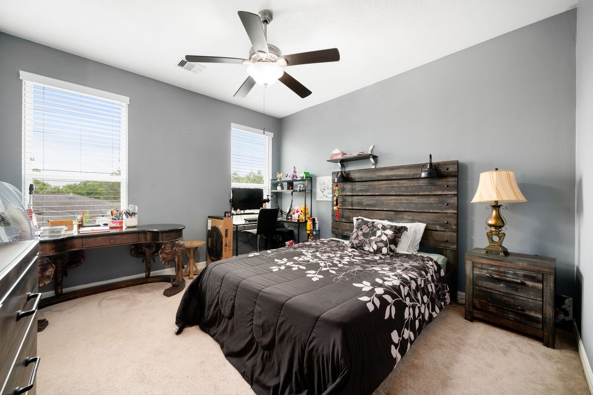Another spacious secondary bedroom upstairs, offering flexible space for a bedroom, guest room, or study.