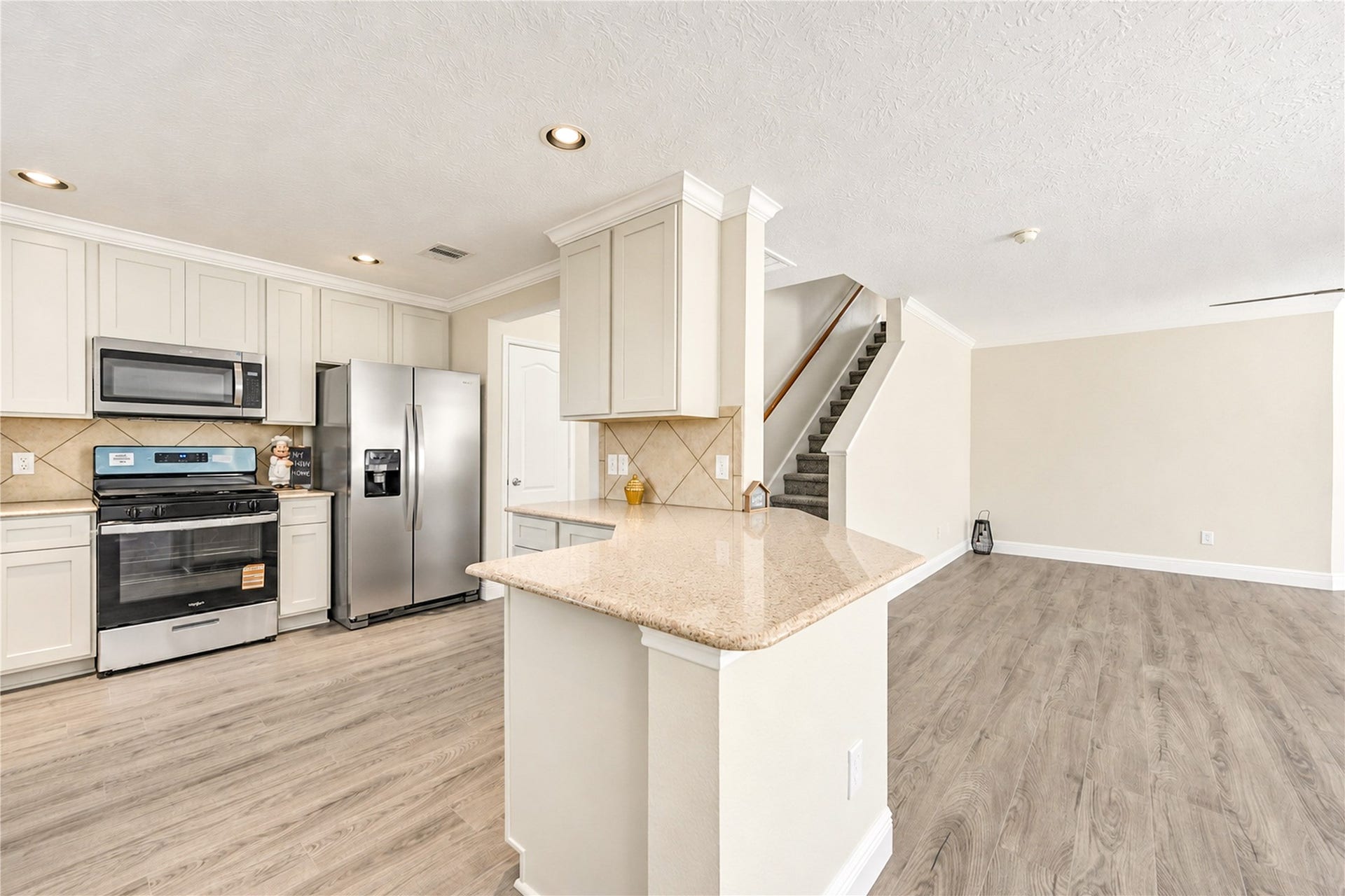 7331 Liberty Tree Lane, Houston, TX 77049 7331 Liberty Tree Lane, Houston, TX 77049