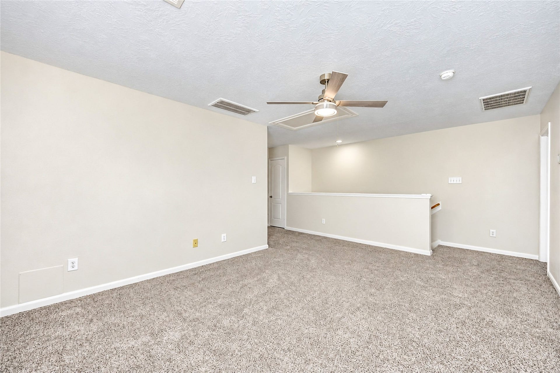 7331 Liberty Tree Lane, Houston, TX 77049 7331 Liberty Tree Lane, Houston, TX 77049
