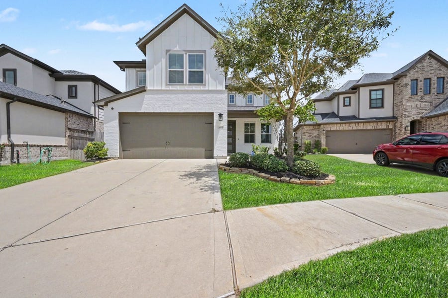 Property photo for 4115 Chloe Ridge Lane, Fulshear, TX