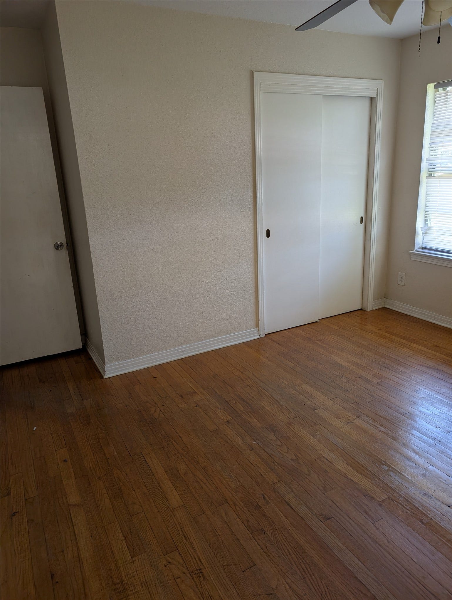 146 W Brenda Street, Houston, TX 77076 Bedroom