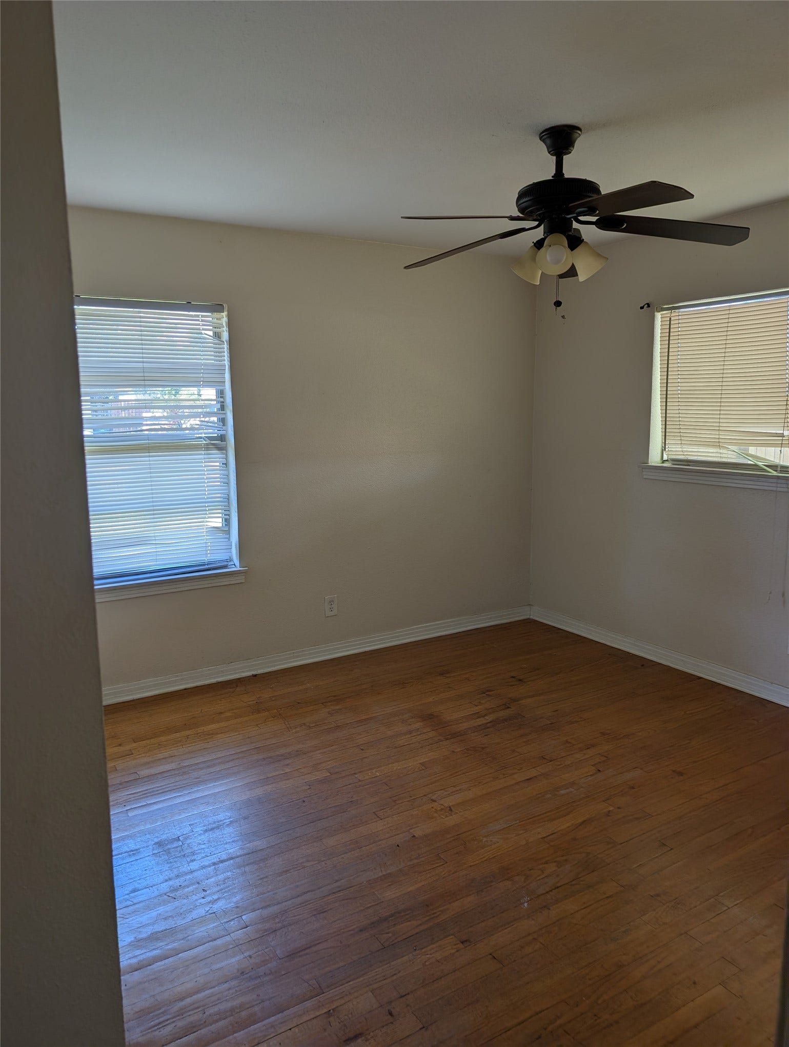 146 W Brenda Street, Houston, TX 77076 Bedroom