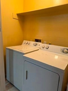 6303 Southwood Court S, Houston, TX 77035 Washer and Dryer