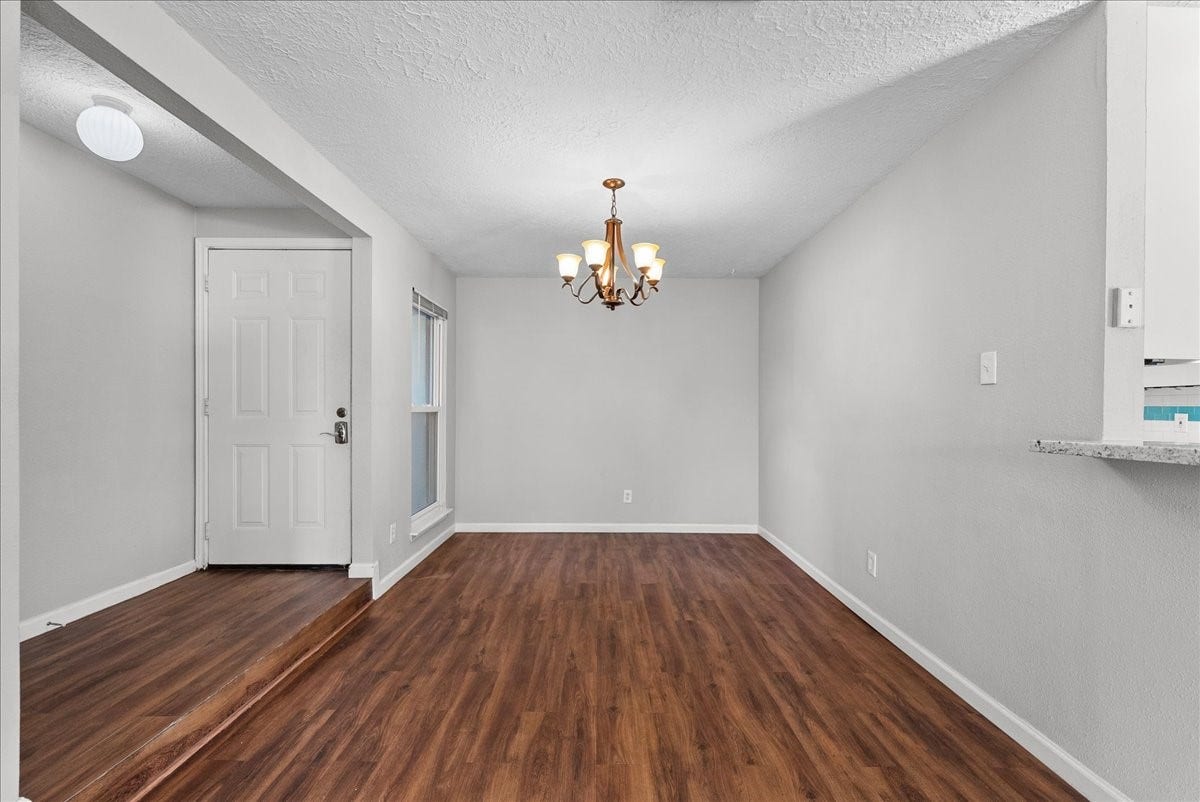 3206 Wavecrest Street, League City, TX 77573 3206 Wavecrest Street, League City, TX 77573