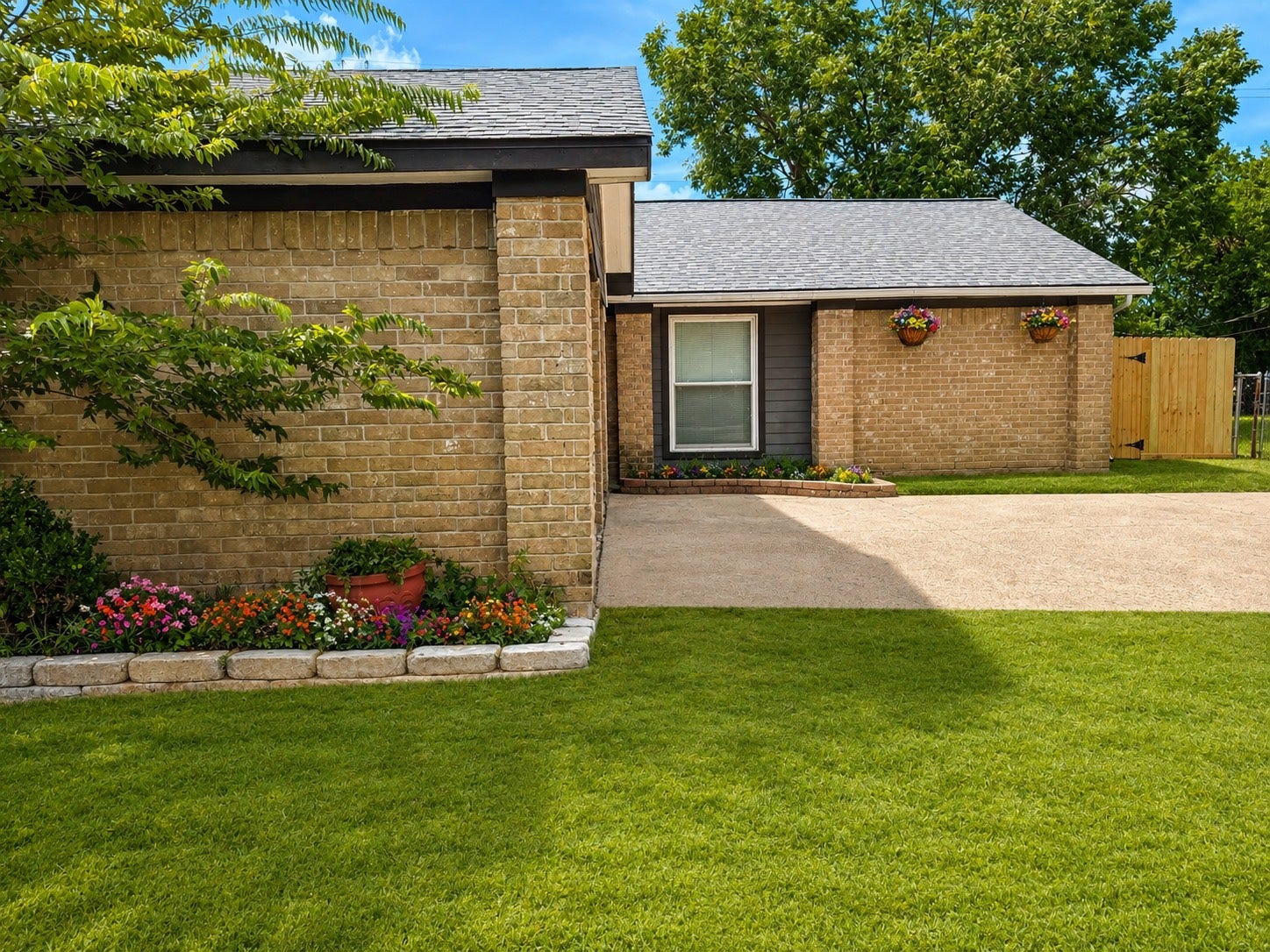 3206 Wavecrest Street, League City, TX 77573 3206 Wavecrest Street, League City, TX 77573