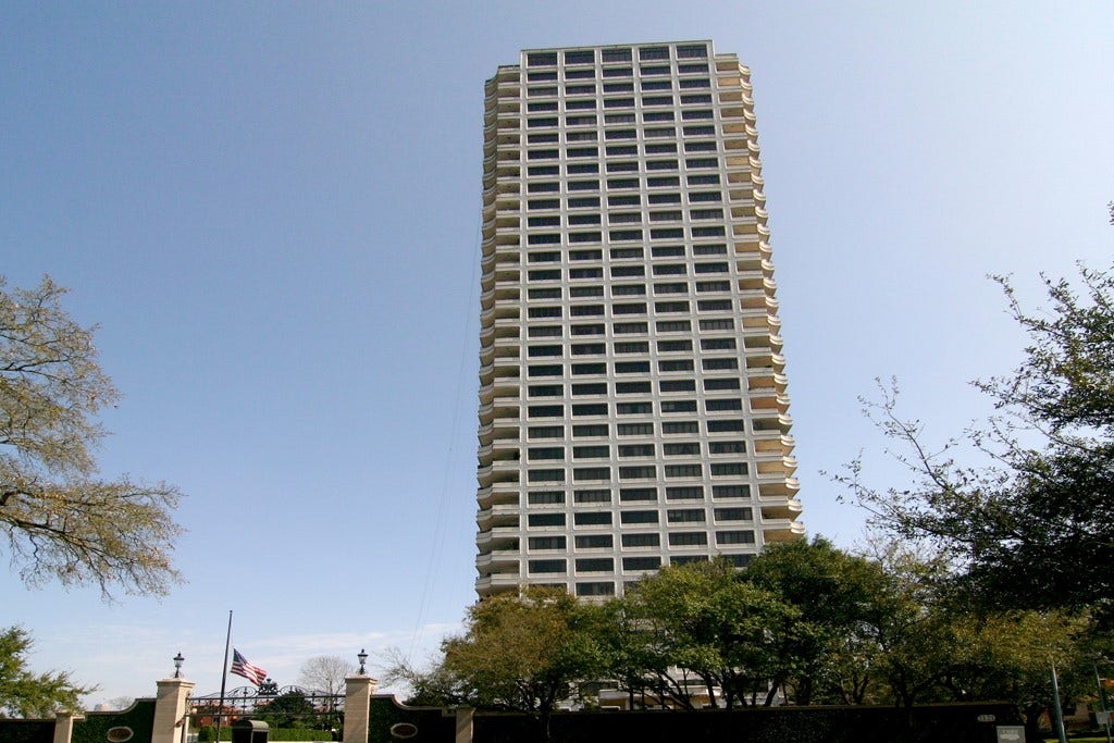 2121 Kirby Drive, #33, Houston, TX 77019 2121 Kirby Drive, #33, Houston, TX 77019