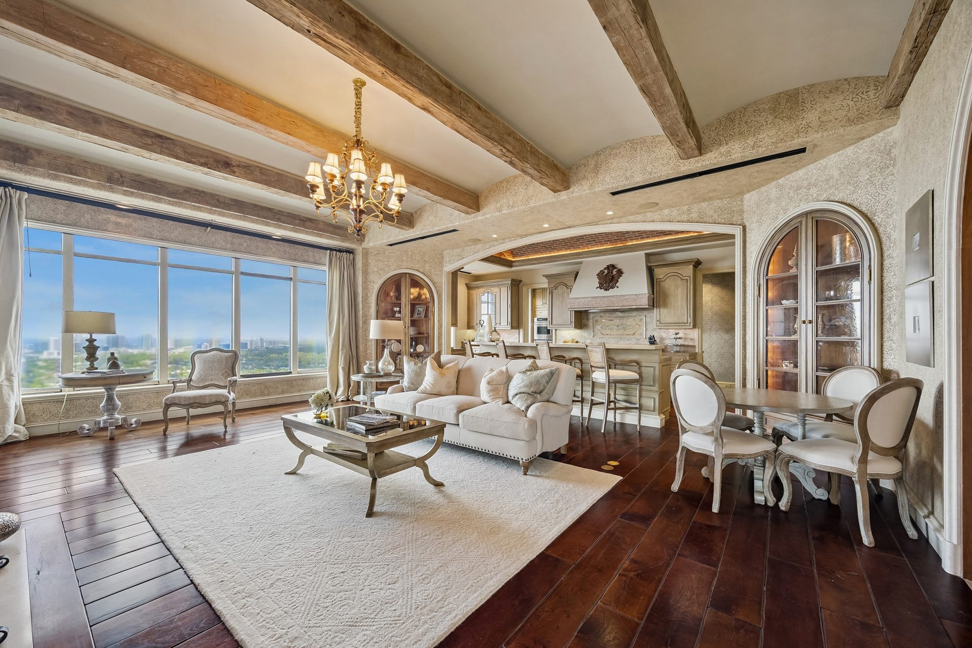 2121 Kirby Drive, #33, Houston, TX 77019 2121 Kirby Drive, #33, Houston, TX 77019