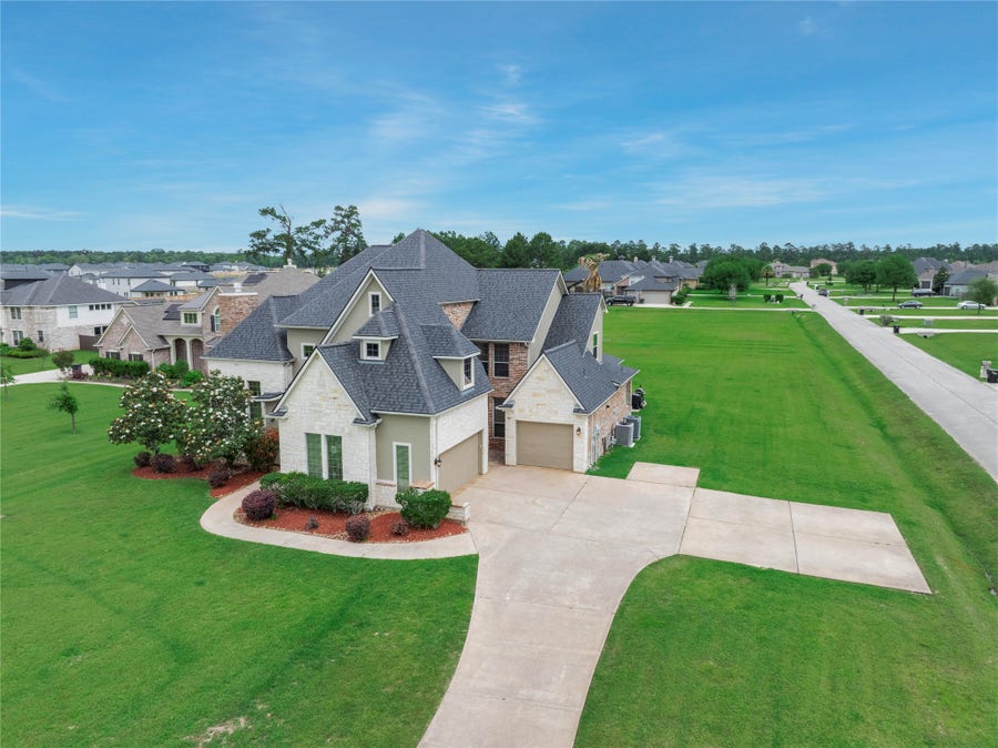 Property photo for 11710 Grandview Dr, Montgomery, TX