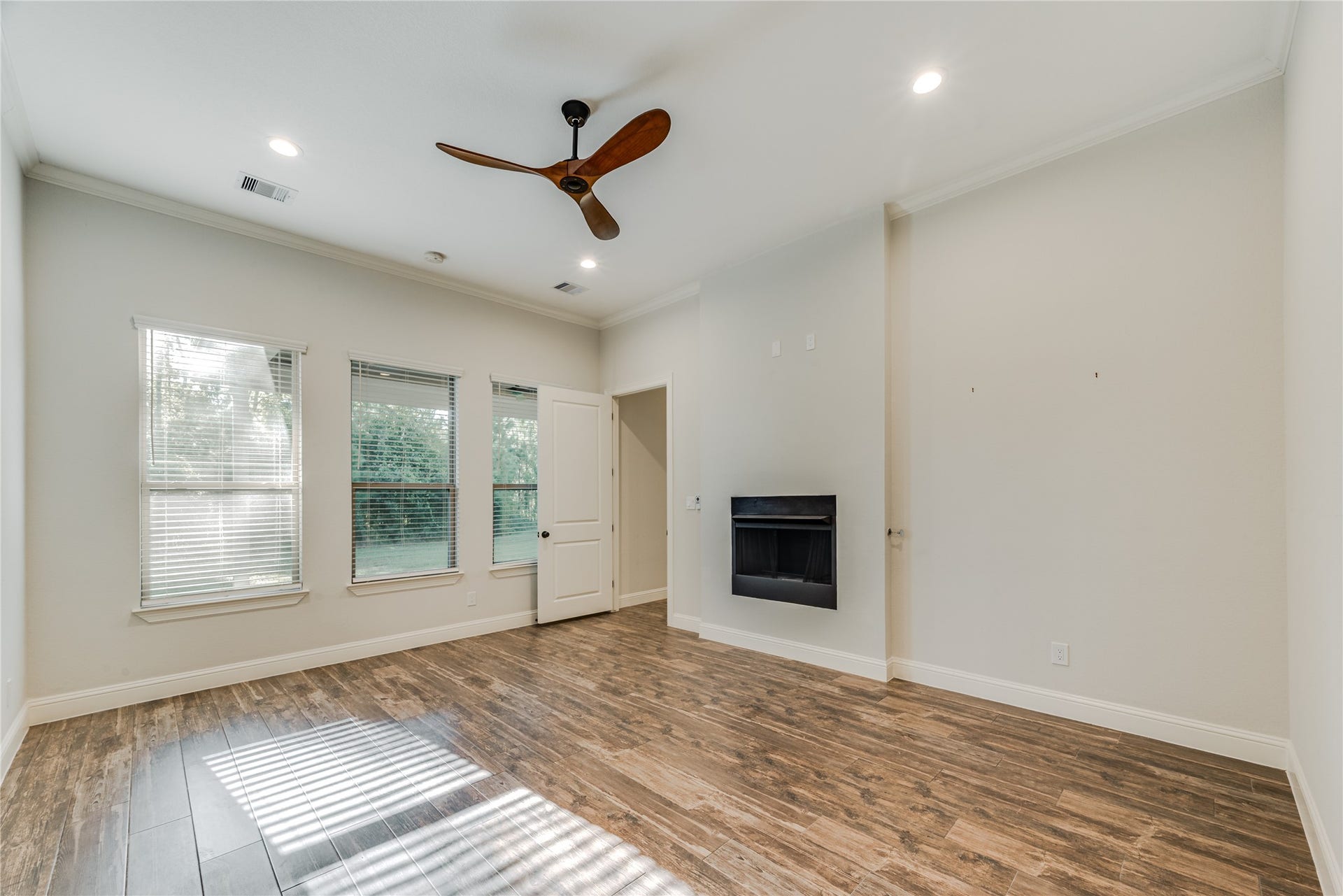 25126 Scarlett Manor Court, Tomball, TX 77375 25126 Scarlett Manor Court, Tomball, TX 77375