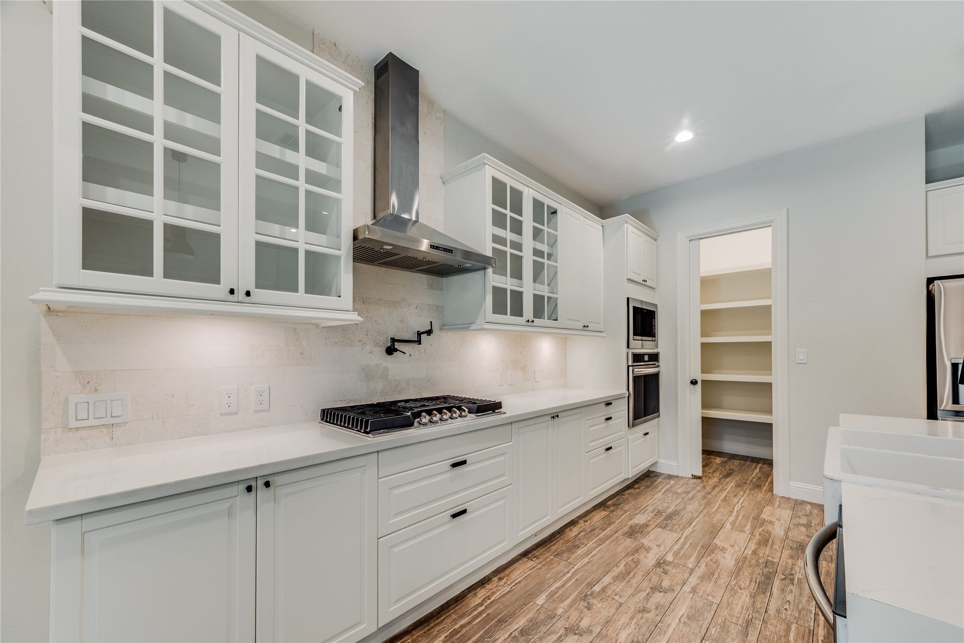 25126 Scarlett Manor Court, Tomball, TX 77375 25126 Scarlett Manor Court, Tomball, TX 77375