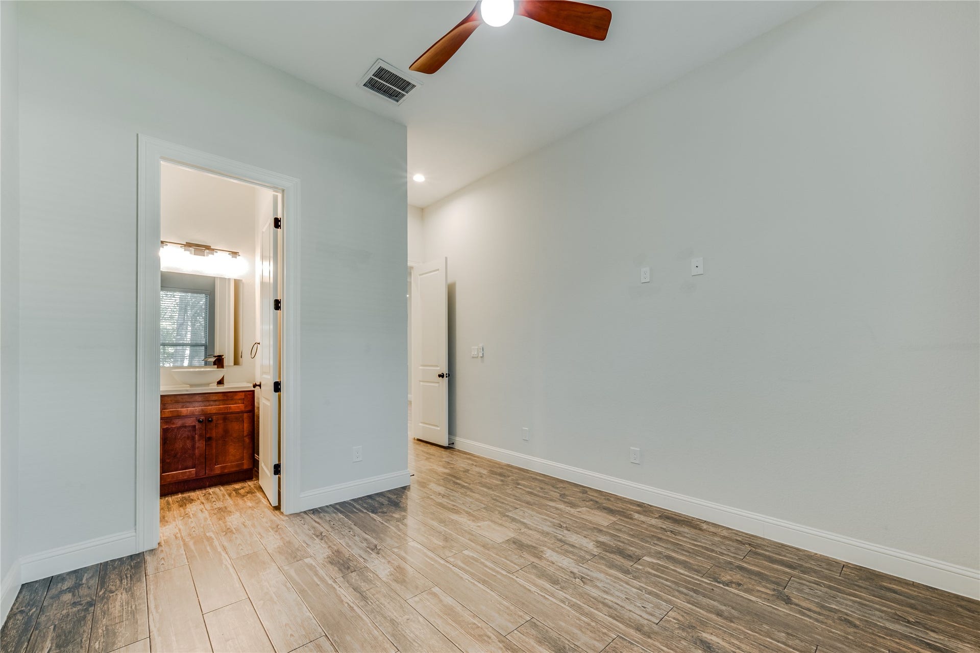 25126 Scarlett Manor Court, Tomball, TX 77375 25126 Scarlett Manor Court, Tomball, TX 77375