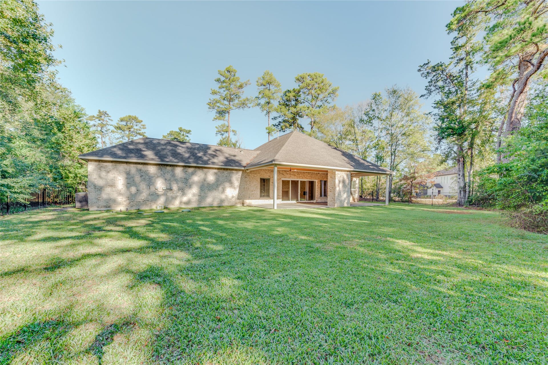 25126 Scarlett Manor Court, Tomball, TX 77375 25126 Scarlett Manor Court, Tomball, TX 77375