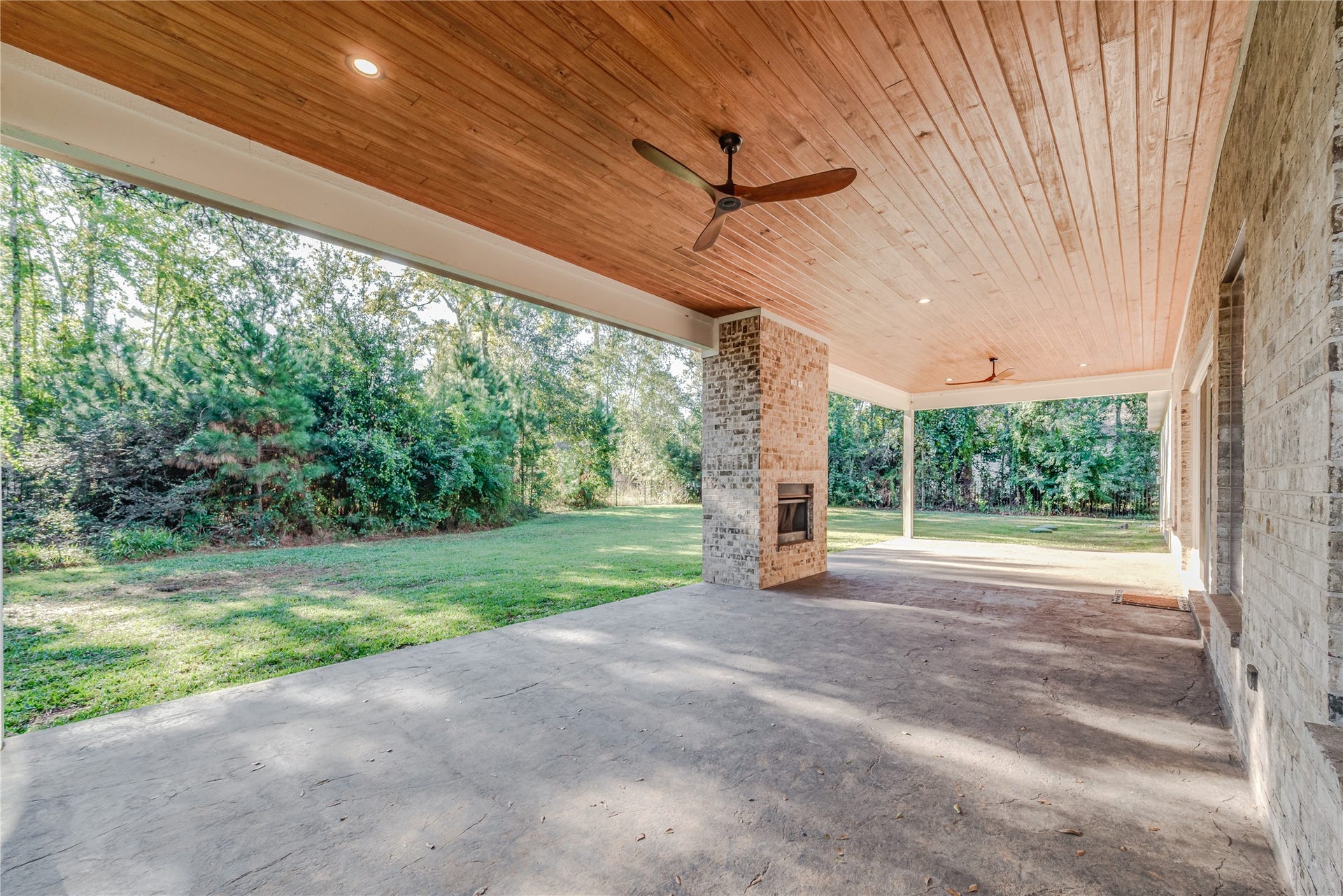 25126 Scarlett Manor Court, Tomball, TX 77375 25126 Scarlett Manor Court, Tomball, TX 77375