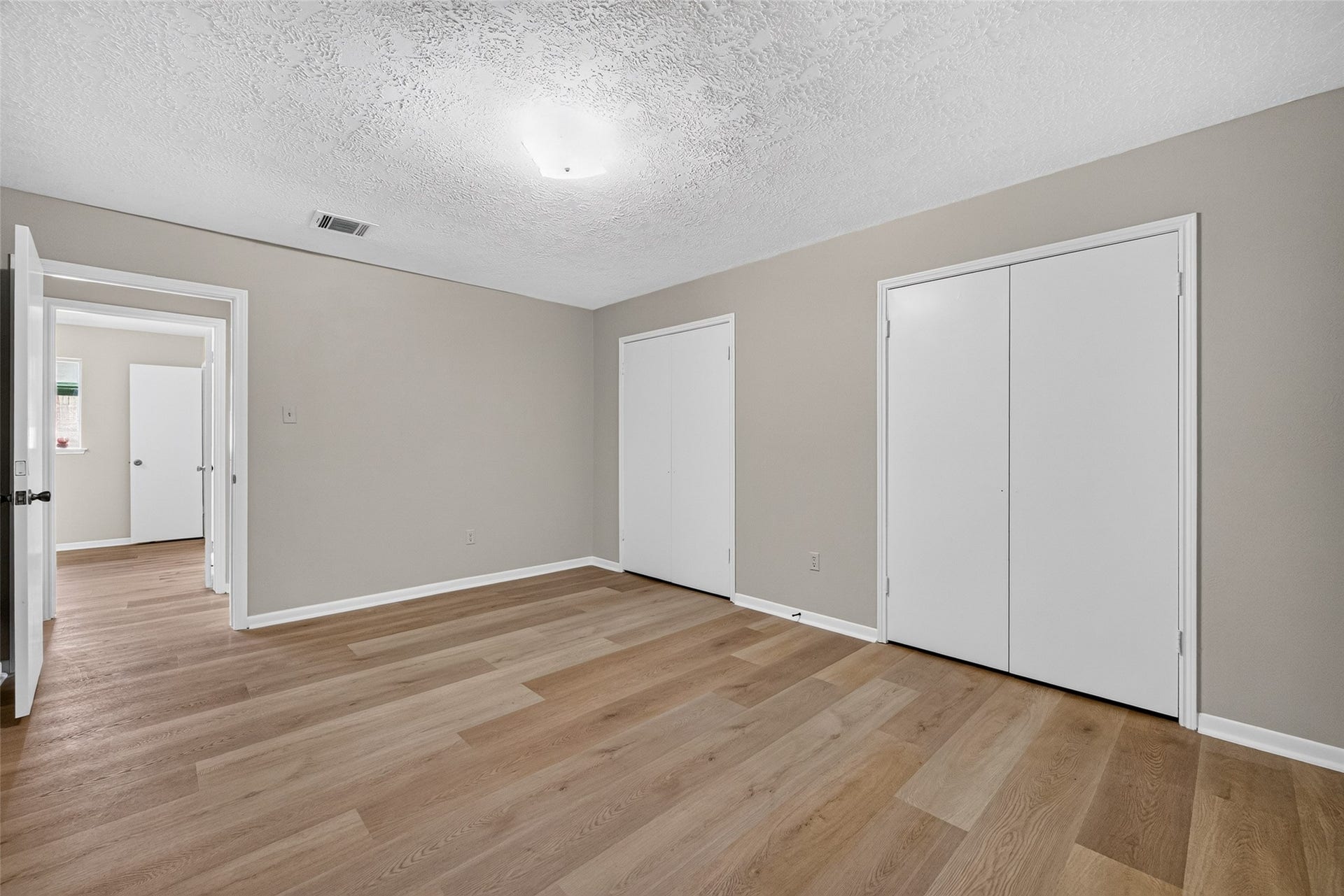 4809 Yellowstone Drive, Pasadena, TX 77505 4809 Yellowstone Drive, Pasadena, TX 77505